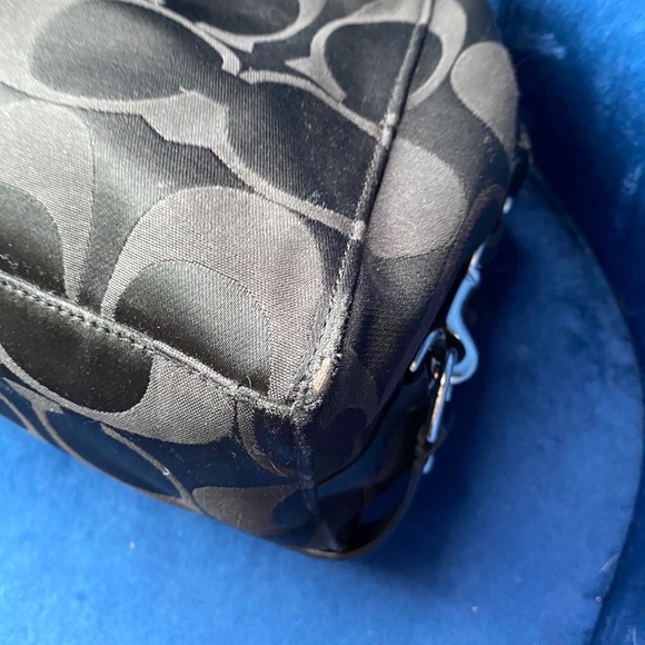 Coach carryall bag and matching wallet - Picture 5 of 7